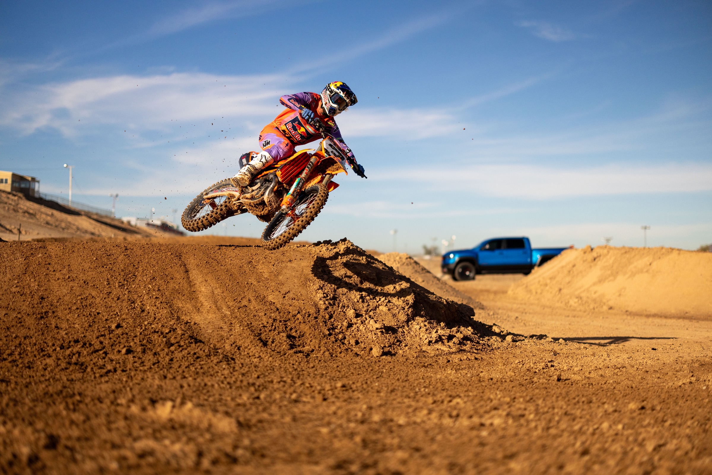 Amateur Open Supercross racing